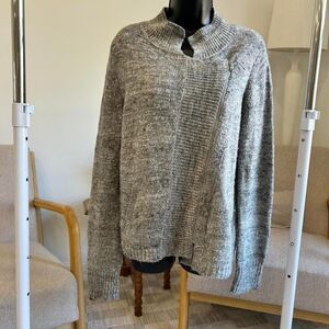 Gap Women's Grey Jumper sweater asymmetrical zipper